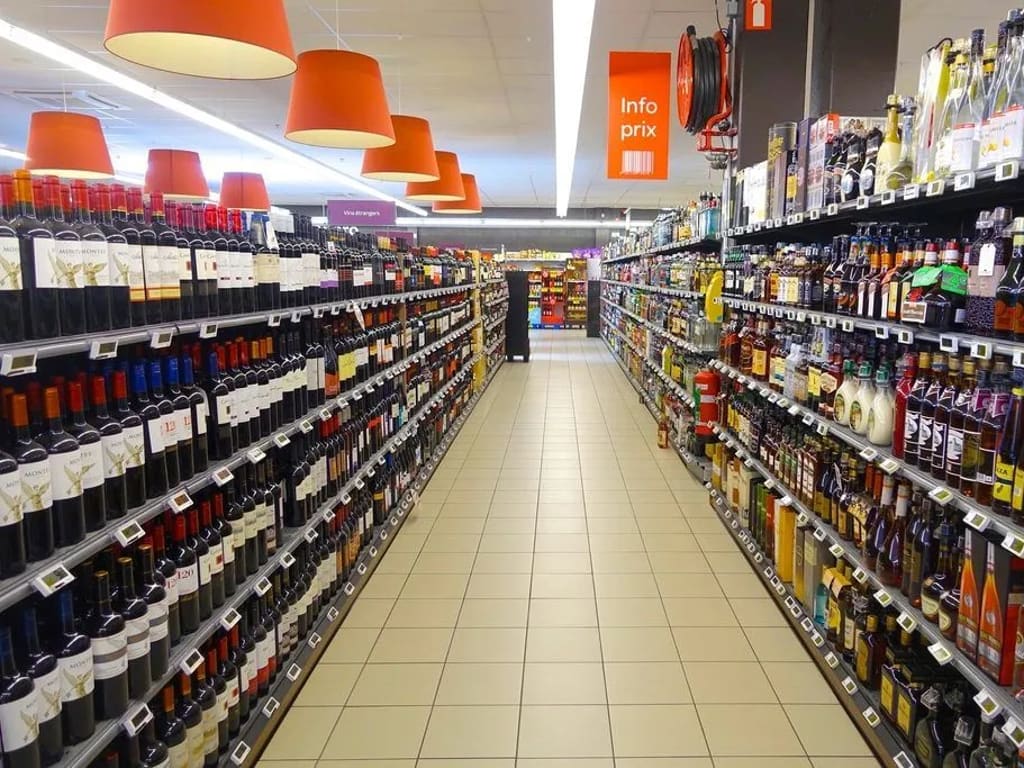 A supermarket aisle